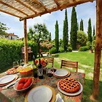 Dom wakacyjny Tuscan Retreat With Pool *