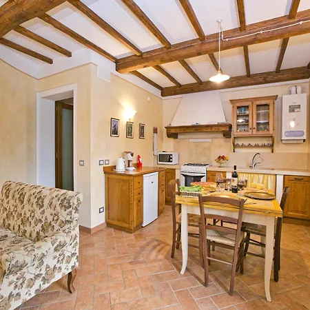 Holiday home Luxurious In With Views Lucignano