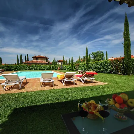 Luxurious In With Views Holiday home Lucignano