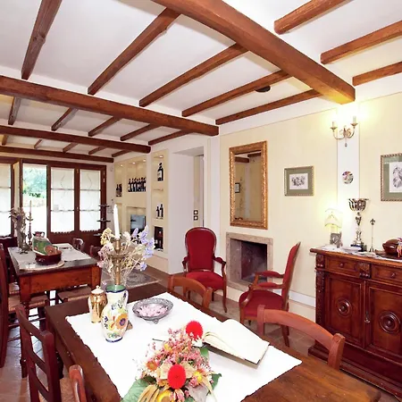 Holiday home Luxurious In With Views