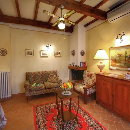 Tuscan Retreat With Pool Lucignano